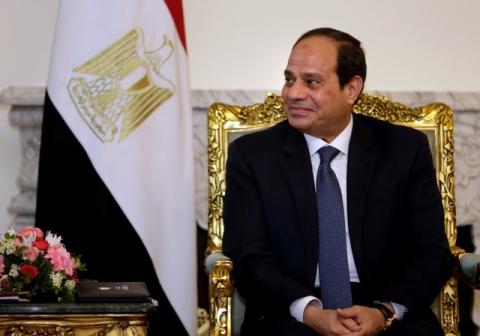 Egypt's President Abdel Fattah al-Sisi listens to U.S. Secretary of State John Kerry during their meeting at the presidential palace in Cairo, Egypt May 18, 2016. PHOTO BY REUTERS/Amr Nabil