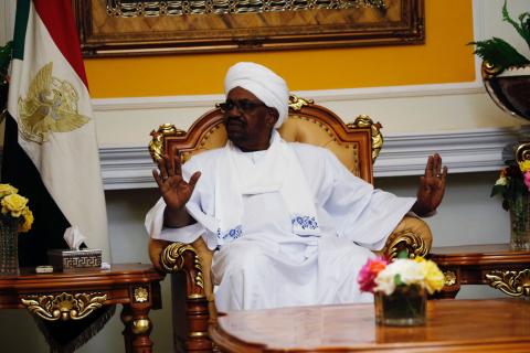 Sudan's President Omar al-Bashir talks with Qatar's Minister of Foreign Affairs Mohammed bin Abdulrahman Al Thani during a meeting in Khartoum, Sudan, March 11, 2018. PHOTO BY REUTERS/Mohamed Nureldin Abdallah