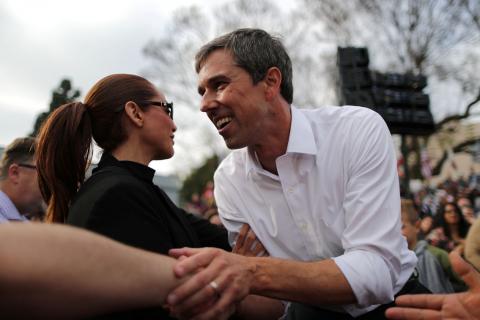 U.S. Democratic presidential candidate Beto O'Rourke greets supporters after speaking at a rally in Los Angeles, California, U.S., April 27, 2019. PHOTO BY REUTERS/Lucy Nicholson