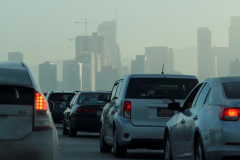 Commuters navigate early morning traffic as they drive towards downtown in Los Angeles, California, U.S., July 22, 2019. PHOTO BY REUTERS/Mike Blake