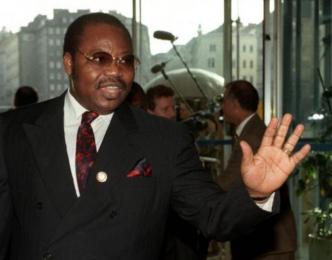 Former Nigerian Minister of Petroleum Resources Chief Dan Etete waves to journalists as he arrives at the Vienna OPEC headquarters. PHOTO BY REUTERS
