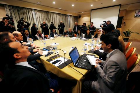 Delegates from the Iran-aligned Houthi movement and the Saudi-backed Yemeni government meet to discuss prisoner swap deal in Amman, Jordan, January 17, 2019. PHOTO BY REUTERS/Muhammad Hamed