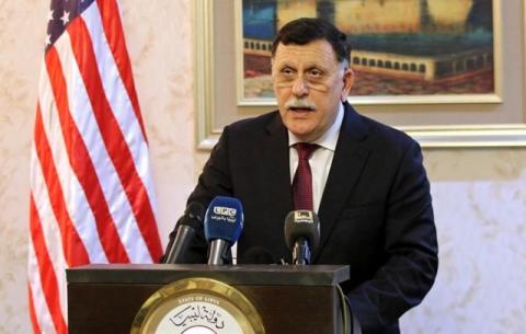 Prime Minister of Libya's Government of National Accord (GNA) Fayez Seraj attends a news conference with the U.S. ambassador to Libya Peter Bodde and Marine General Thomas Waldhauser, the top U.S. military commander overseeing troops in Africa, in Tripoli, Libya, May 23, 2017. PHOTO BY REUTERS/Hani Amara