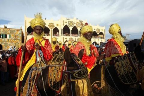 Horsemen take part in the Durbar festival parade in Zaria, Nigeria, September 14, 2016. PHOTO BY REUTERS/Afolabi Sotunde