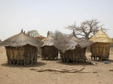Huts in the village of Bagare, Passore province, northern Burkina Faso, March 30, 2016. PHOTO BY REUTERS/Zoe Tabary