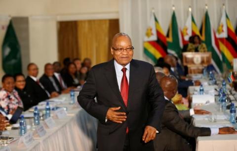 South African president Jacob Zuma walks during the 2nd Session of the South Africa-Zimbabwe Bi-National Commission in the capital, Pretoria,South Africa, October 3, 2017. PHOTO BY REUTERS/Siphiwe Sibeko