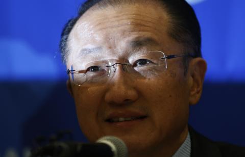 World Bank Group president Jim Yong Kim speaks to the media during a news conference in Seoul, November 4, 2014. PHOTO BY REUTERS/Kim Hong-Ji