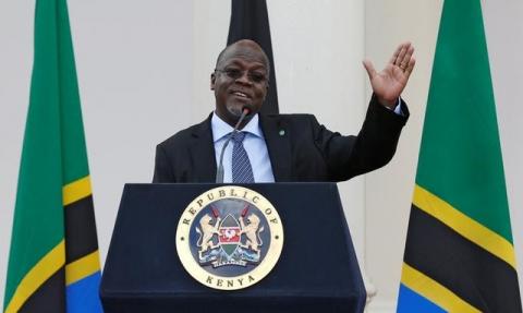 Tanzania's President John Magufuli addresses a news conference during his official visit to Nairobi, Kenya, October 31, 2016. PHOTO BY REUTERS/Thomas Mukoya