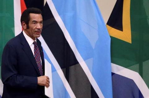  Former Botswana's President Ian Khama returns to his seat after giving a speech during the Botswana-South Africa Bi-National Commission (BNC) in Pretoria, South Africa, November 11, 2016. PHOTO BY REUTERS/Siphiwe Sibeko