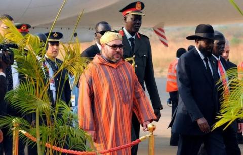 King Mohammed VI of Morocco is welcomed by South Sudan's President Salva Kiir upon arriving at the Juba airport in South Sudan's capital Juba, February 1, 2017. PHOTO BY REUTERS/Jok Solomun