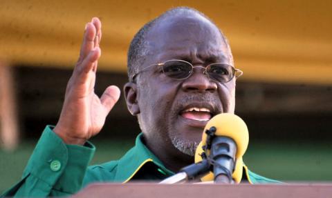 Tanzania's ruling Chama Cha Mapinduzi (CCM) presidential candidate John Pombe Magufuli addresses a campaign rally at Jangwani grounds in Dar es Salaam, October 23, 2015. PHOTO BY REUTERS/Sadi Said