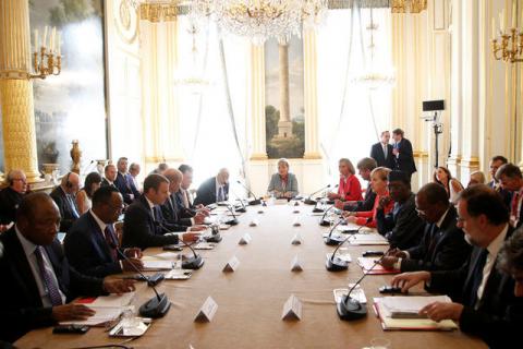 French President Emmanuel Macron (3rdL) chairs a meeting on migration across the Mediterranean Sea at the Elysee Palace in Paris, France, August 28, 2017. PHOTO BY REUTERS/Thibault Camus