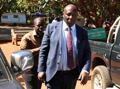 Ex-energy minister Samuel Undenge arrives at the Harare Magistrates Court in Harare, Zimbabwe, January 6, 2018. PHOTO BY REUTERS/Philimon Bulawayo