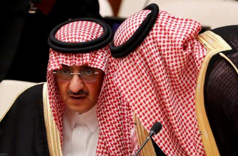 Crown Prince Muhammad bin Nayef of Saudi Arabia confers with a member of his delegation during a high-level meeting on addressing large movements of refugees and migrants at the United Nations General Assembly in Manhattan, New York, U.S., September 19, 2016. PHOTO BY REUTERS/Lucas Jackson