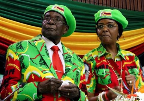 Zimbabwean President Robert Mugabe and his wife Grace attend a meeting of his ruling ZANU PF party's youth league in Harare, Zimbabwe, October 7, 2017. PHOTO BY REUTERS/Philimon Bulawayo