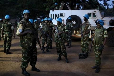 United Nations peacekeepers prepare to secure the grounds of the central mosque in the mostly Muslim PK5 neighbourhood of the capital Bangui, Central African Republic, for the visit of Pope Francis, November 30, 2015. PHOTO BY REUTERS/Siegfried Modola