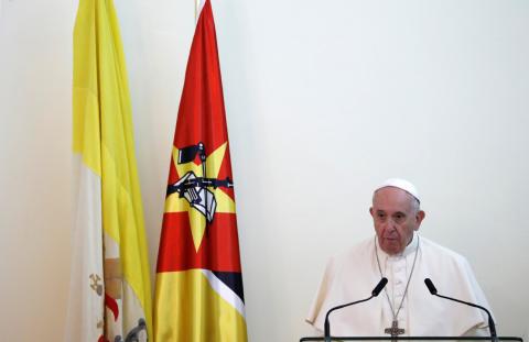 Pope Francis delivers a speech during a meeting with authorities, leaders of civil society and the diplomatic corps at the Palacio da Ponta Vermelha in Maputo, Mozambique, September 5, 2019. PHOTO BY REUTERS/Yara Nardi