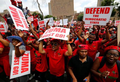 Protestors call for the removal of President Jacob Zuma outside court in Pretoria, South Africa, November 2, 2016. REUTERS/Mike Hutchings