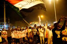 Sudanese people, seeking to revive a push for civilian rule in ongoing tumult since the overthrow of former President Omar al-Bashir. PHOTO BY REUTERS/Umit Bektas