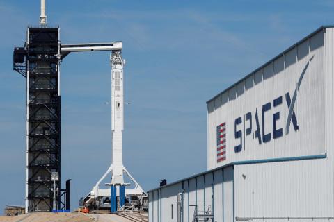 A SpaceX Falcon 9 carrying the Crew Dragon spacecraft sits on launch pad 39A prior to the uncrewed test flight to the International Space Station from the Kennedy Space Center in Cape Canaveral, Florida, U.S., March 1, 2019. PHOTO BY REUTERS/Mike Blake