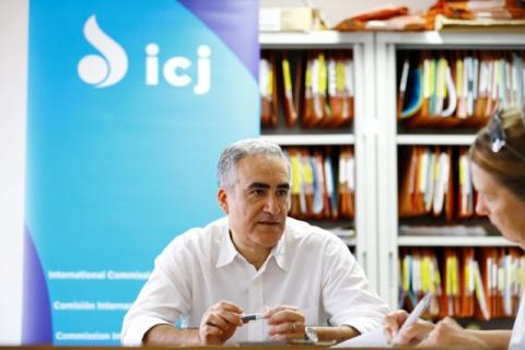 International Commission of Jurists (ICJ) Secretary General Saman Zia-Zarifi speaks during an interview with journalist Stephanie Nebehay from Reuters in Geneva, Switzerland, July 19, 2017. PHOTO BY REUTERS/Pierre Albouy