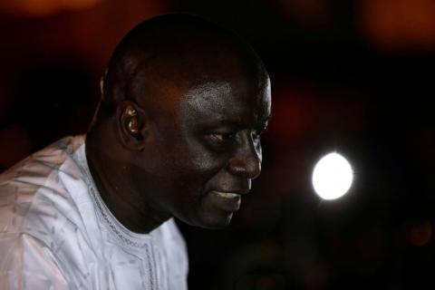 Idrissa Seck, a presidential candidate of the coalition "Idy 2019", greets his supporters during a campaign rally in Thies, Senegal, February 3, 2019. PHOTO BY REUTERS/Zohra Bensemra