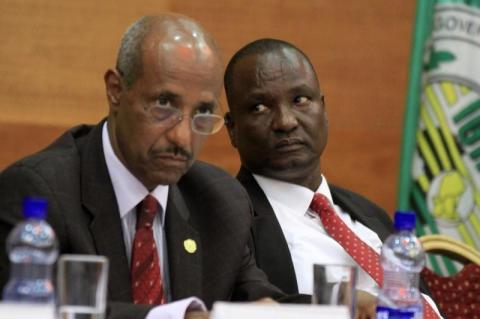 Seyoum Mesfin (L), chairperson of IGAD (Intergovernmental Authority on Development) special envoy, and General Taaban Deng Gai SPLMA rebel delegate attend the resumption of South Sudan negotiations in Addis Ababa, February 11, 2014. PHOTO BY REUTERS/Tiksa Negeri