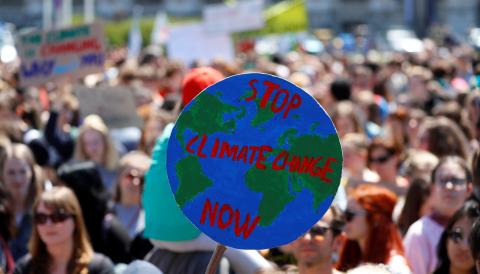 Youth display a banner as they demonstrate calling for action on climate change during the "Fridays for Future" school strike, on Heldenplatz in Vienna, Austria, May 24, 2019. PHOTO BY REUTERS/Leonhard Foeger