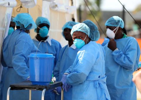 Medical staff wait to treat patients at a cholera centre set up in the aftermath of Cyclone Idai in Beira, Mozambique, March 29, 2019. PHOTO BY REUTERS/Mike Hutchings