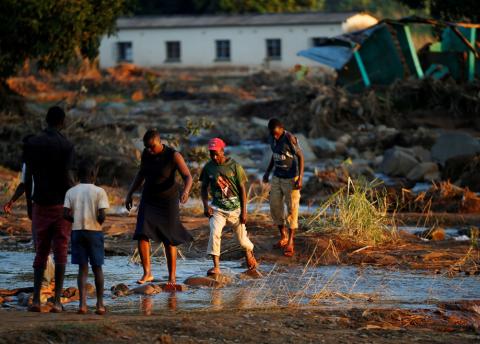 Cyclone Idai's death toll rises to 847, hundreds of thousands displaced