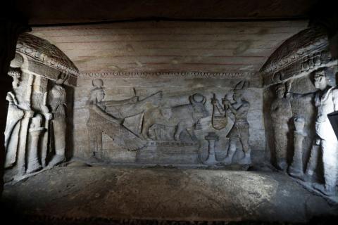 A sarcophagus is seen during a tour by officials of the Ministry of Antiquities of the Kom El-Shoukafa catacombs in Alexandria, Egypt, March 3, 2019. PHOTO BY REUTERS/Amr Abdallah Dalsh