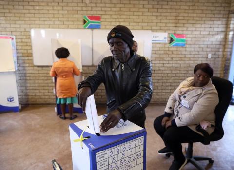 A voter casts his ballot at a polling station, during the South Africa's parliamentary and provincial elections in Soweto, Johannesburg, South Africa, May 8, 2019. PHOTO BY REUTERS/Mike Hutchings