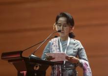 Myanmar's Aung San Suu Kyi gives a speech during talks between the government, army and representatives of ethnic armed groups over a ceasefire to end insurgencies, in Naypyidaw, January 12, 2016. PHOTO BY REUTERS/Soe Zeya Tun