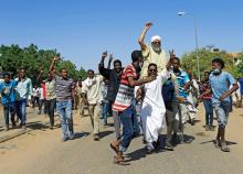Sudanese demonstrators chant slogans near the home of a demonstrator who died of a gunshot wound sustained during anti-government protests in Khartoum, Sudan, January 18, 2019. PHOTO BY REUTERS/Mohamed Nureldin Abdallah