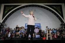 U.S. Democratic presidential candidate Hillary Clinton speaks at a campaign stop at the Col Ballroom in Davenport, Iowa, January 29, 2016. PHOTO BY REUTERS/Brian Snyder