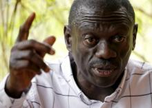 Opposition leader Kizza Besigye speaks during a news conference at his home at the outskirts of Kampala, Uganda, February 21, 2016. PHOTO BY REUTERS/Goran Tomasevic