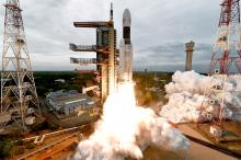 India's Geosynchronous Satellite Launch Vehicle Mk III-M1 blasts off carrying Chandrayaan-1 from the Satish Dhawan space centre at Sriharikota, India, July 22, 2019. PHOTO BY REUTERS/Indian Space Research Organisation