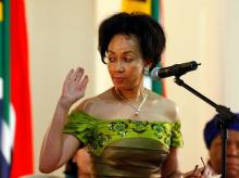 Lindiwe Sisulu is sworn in as defence minister in Pretoria, South Africa, May 11, 2009. PHOTO BY REUTERS/Siphiwe Sibeko