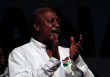 John Dramani Mahama, Ghana's president and National Democratic Congress (NDC) presidential candidate sings during his rally at Accra sport stadium, in Accra, Ghana, December 5, 2016. PHOTO BY REUTERS/Luc Gnago