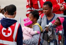 Migrants disembark from a MSF (Medecins Sans Frontieres) vessel in the Sicilian harbour of Catania, Italy, November 6, 2016. PHOTO BY REUTERS/Antonio Parrinello