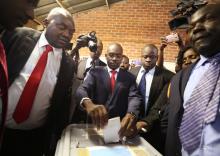 Zimbabwean oppostion Movement for Democratic Change (MDC) leader Nelson Chamisa casts his ballot in the country's general elections in Harare, Zimbabwe, July 30, 2018. PHOTO BY REUTERS/Mike Hutchings
