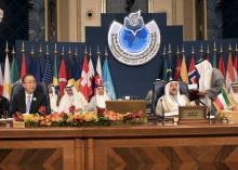 Kuwait Emir Sheikh Sabah al-Ahmed al-Sabah (R) and U.N. Secretary-General Ban Ki-moon (L) attend the Third International Humanitarian Pledging Conference for Syria in Bayan Palace, March 31, 2015. PHOTO BY REUTERS/Stephanie McGehee