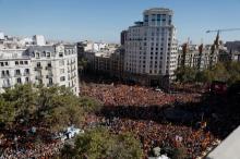 Pro-unity supporters take part in a demonstration in central Barcelona, Spain, October 29, 2017. PHOTO BY REUTERS/Rafael Marchante