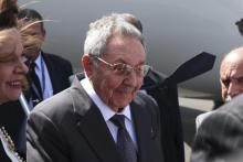 Cuba's President Raul Castro (C) arrives at the Juan Santamaria international airport in Alajuela, January 27, 2015. PHOTO BY REUTERS/Costa Rica Presidency