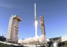 An Atlas 5 ULA (United Launch Alliance) rocket carrying a satellite for the Defense Meteorological Satellite Program is launched from Vandenberg Air Force Base in California, April 3, 2014. PHOTO BY REUTERS/Gene Blevins