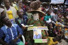 Supporters take part in a rally campaigning for Lionel Zinsou, Benin's Prime Minister and presidential candidate, in the Djeffa district near Cotonou, Benin, March 3, 2016. PHOTO BY REUTERS/Akintunde Akinleye