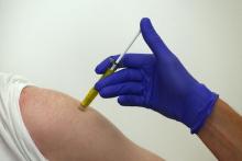 A volunteer receives a trial Ebola vaccine at the Centre for Clinical Vaccinology and Tropical Medicine in Oxford, southern England, January 16, 2015. PHOTO BY EUTERS/Eddie Keogh