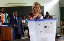 Ivory Coast's President wife Dominique Ouattara casts her vote at a polling station of the Lycee Sainte-Marie during the legislative elections in Abidjan, Ivory Coast, December 18, 2016. PHOTO BY REUTERS/Thierry Gouegnon