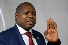 Zweli Mkhize, seen as a potential candidate to replace President Jacob Zuma as African National Congress head at a party conference in December, speaks to students at the University of South Africa (UNISA) in Roodeport, South Africa, October 4, 2017. PHOTO BY REUTERS/Siphiwe Sibeko