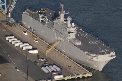 An aerial view shows the Mistral-class helicopter carrier Vladivostok constructed for Russia at the STX Les Chantiers de l'Atlantique shipyard site in the port of Montoir-de-Bretagne near Saint Nazaire, western France, September 22, 2014. PHOTO BY REUTERS/Stephane Mahe